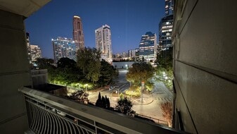 3334 Peachtree Rd NE, Unit 302 in Atlanta, GA - Building Photo