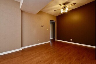 6831 N Frostwood Pkwy in Peoria, IL - Building Photo - Building Photo