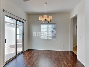 4647 E Laurel Ave in Gilbert, AZ - Building Photo - Building Photo