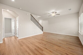 202 Fairmeadow Downs Dr in Hutto, TX - Building Photo - Building Photo