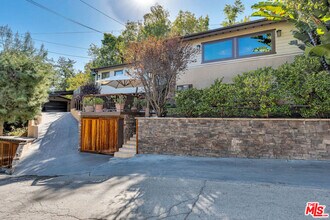 21832 Canon Dr in Topanga, CA - Building Photo - Building Photo