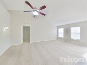 11960 Cherry Creek Rd in Jacksonville, FL - Building Photo - Building Photo