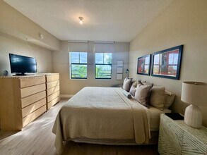 55 Merrick Way, Unit 530 in Miami, FL - Building Photo - Building Photo