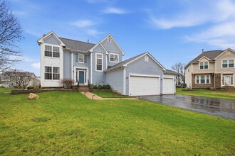 512 Normandy Ln in Port Barrington, IL - Building Photo - Building Photo