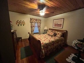 1741 Camp South Moon Rd in Astor, FL - Building Photo - Building Photo