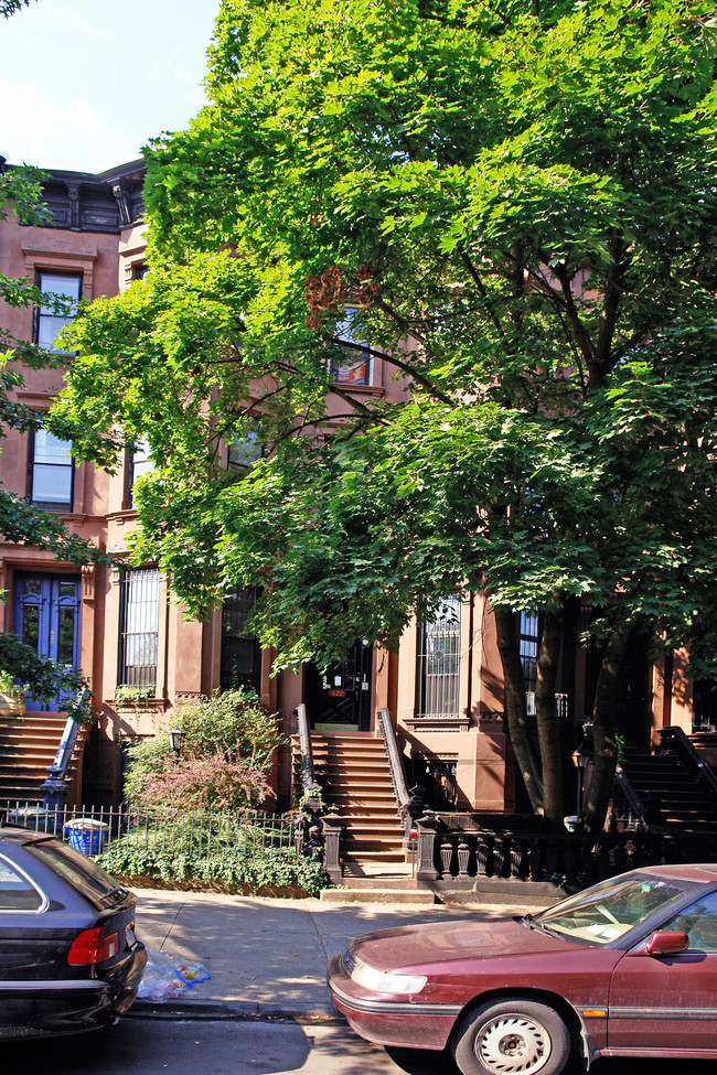 422 3rd St in Brooklyn, NY - Foto de edificio - Building Photo