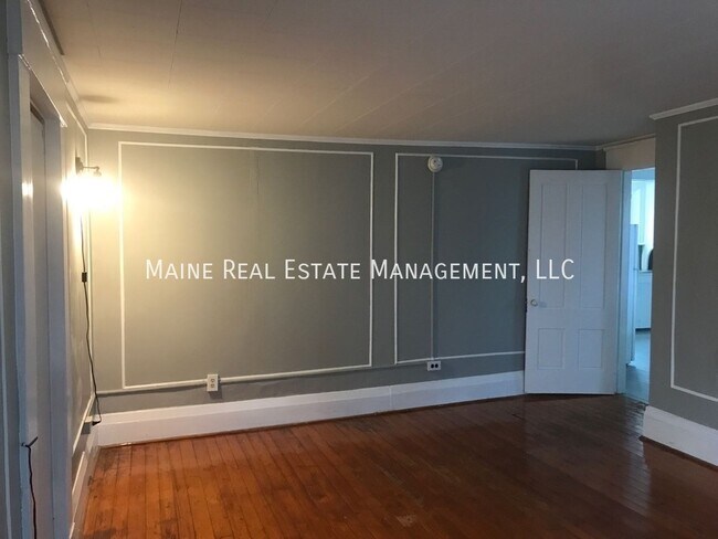 198 Center St in Old Town, ME - Building Photo - Building Photo
