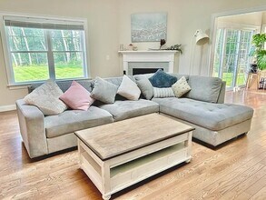 31 Albert St in Auburn, MA - Building Photo - Building Photo