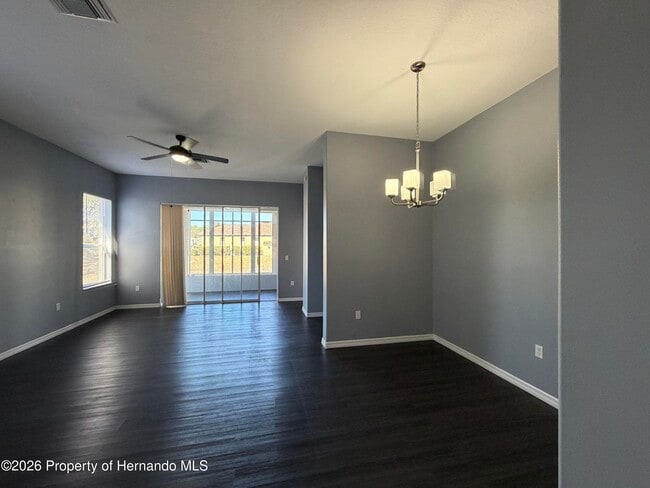 9407 Burnam Dr in Spring Hill, FL - Building Photo - Building Photo