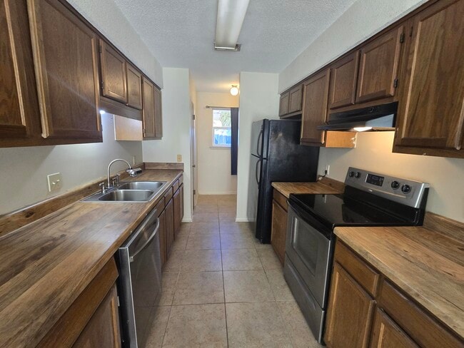 206 Ann Cir in Destin, FL - Building Photo - Building Photo