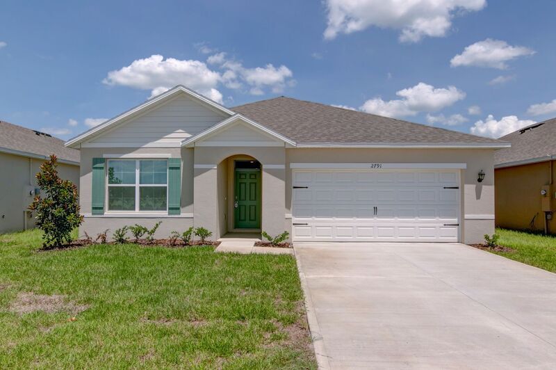 2791 Sunnyvale St in St. Cloud, FL - Building Photo