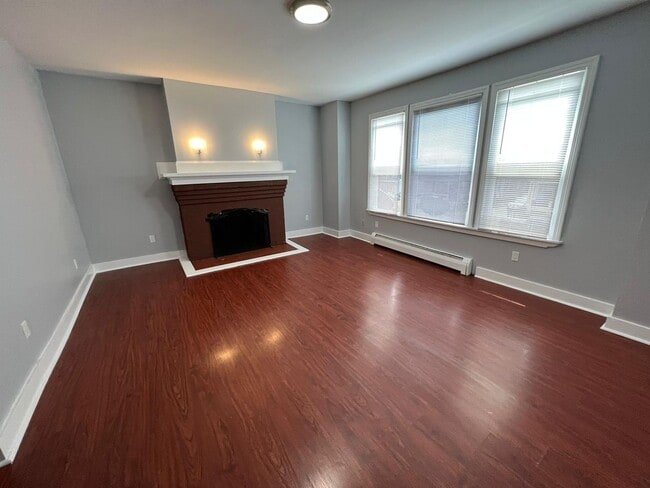677 Elm St in New Haven, CT - Building Photo - Building Photo