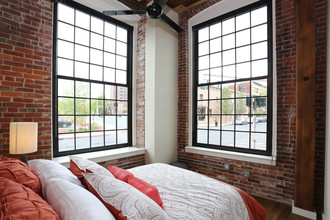 Capitol Lofts in Hartford, CT - Foto de edificio - Interior Photo