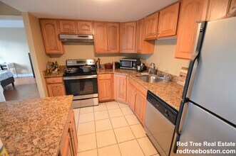 85 Brainerd Rd, Unit 316 in Boston, MA - Foto de edificio - Building Photo