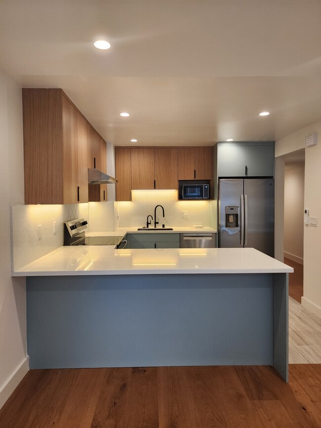 475 18th Ave, Unit 475A