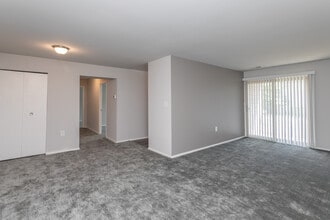 Catons Villas Apartments in Catonsville, MD - Foto de edificio - Interior Photo