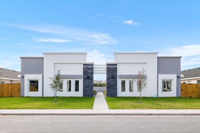 3601 Frio Ave, Unit 1 in McAllen, TX - Building Photo - Building Photo