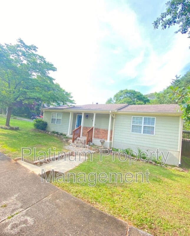 1680 Hill St NE in Conyers, GA - Building Photo - Building Photo