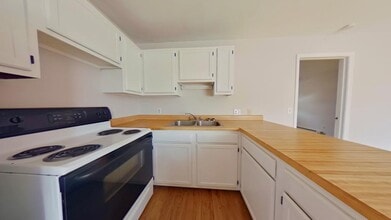 1653 Dane St in Greensboro, NC - Building Photo - Building Photo