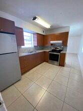 621 Glenn Pkwy in Hollywood, FL - Building Photo - Building Photo