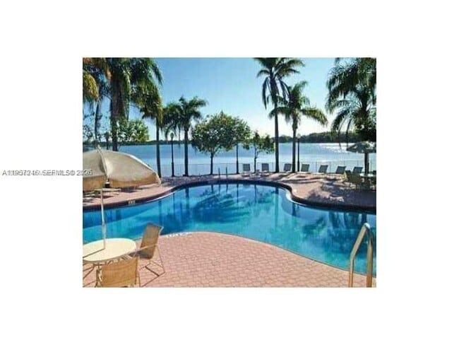 property at 2811 N Oakland Forest Dr