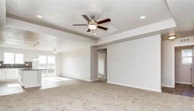 1045 E Jack Creek St in Kuna, ID - Building Photo - Building Photo