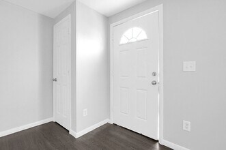 1652 E 25th Ave in Columbus, OH - Building Photo - Building Photo