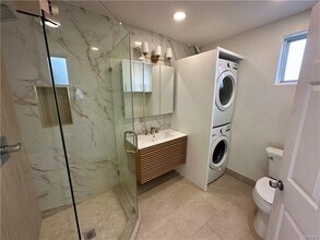 934 Manhattan Ave in Hermosa Beach, CA - Building Photo - Building Photo