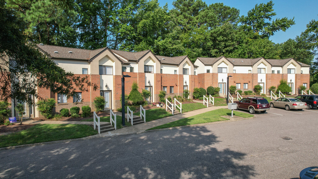 Linden at Forrest Pines Apartments in Newport News, VA ...