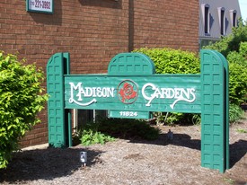 Madison Gardens Apartments in Lakewood, OH - Building Photo - Building Photo