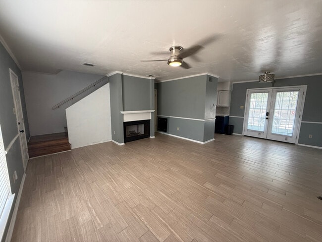 130 Mimosa Pl in Lafayette, LA - Foto de edificio - Building Photo