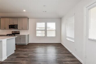 380 Mohan Dr in Royse City, TX - Building Photo - Building Photo