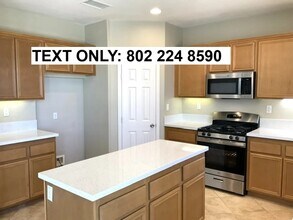 36290 Bay Hill Dr in Beaumont, CA - Building Photo - Building Photo