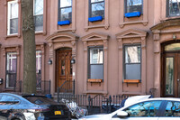 42 Saint Marks Pl in Brooklyn, NY - Foto de edificio - Building Photo