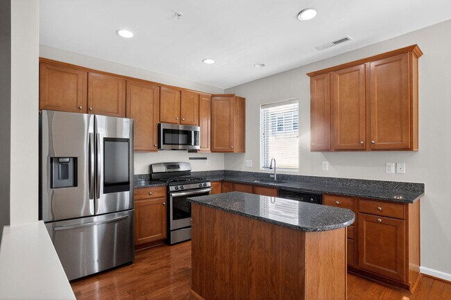 9822 Ushers Pl in Waldorf, MD - Building Photo - Building Photo