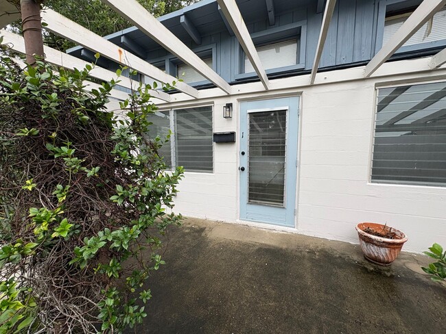 2335 15th Ave in Vero Beach, FL - Building Photo - Building Photo