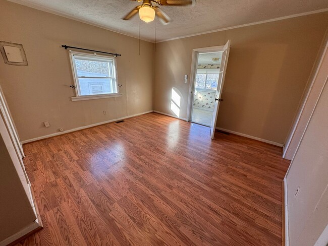 118 W Stephens St in Danville, VA - Building Photo - Building Photo