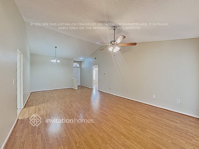 27347 Breakers Dr in Wesley Chapel, FL - Building Photo - Building Photo
