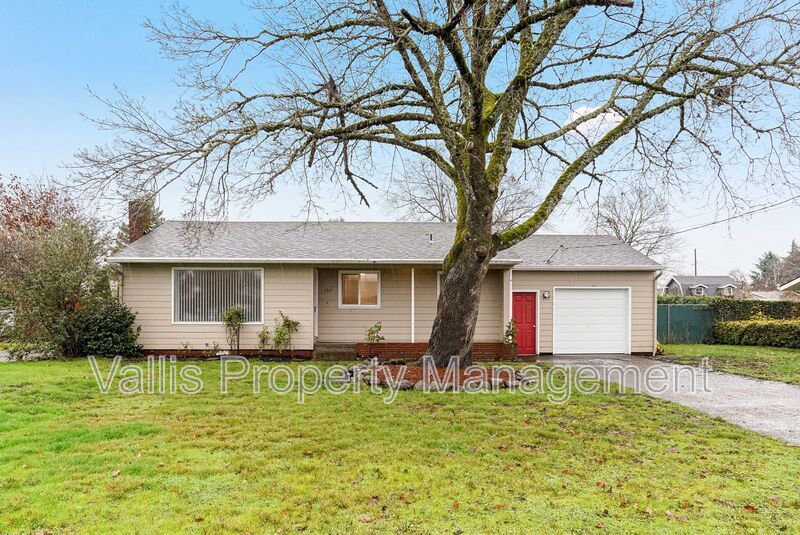389 Appleblossom Ave N in Keizer, OR - Building Photo