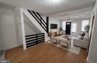 1327 S Newkirk St in Philadelphia, PA - Building Photo