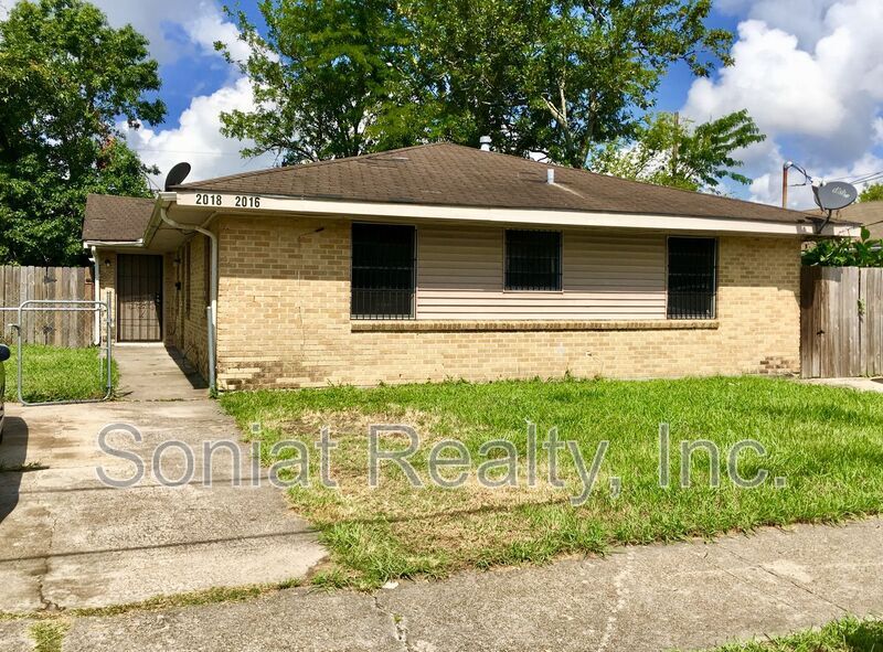 2016 James Dr in Marrero, LA - Building Photo