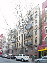 250 W 16th St in New York, NY - Building Photo - Building Photo