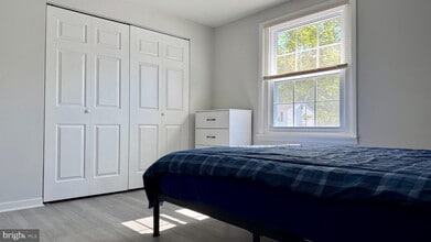 131 N Garfield Rd in Sterling, VA - Building Photo - Building Photo