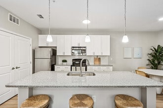 The Sands at Clearwater in Clearwater, FL - Foto de edificio - Building Photo