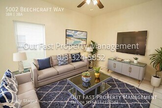 5002 Beechcraft Way in Seffner, FL - Building Photo - Building Photo