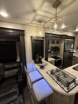 6920 Riverland Dr in Redding, CA - Building Photo