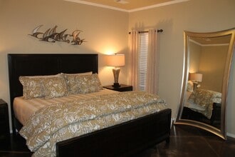 6318 Nancy Ellen St in Amarillo, TX - Foto de edificio - Building Photo