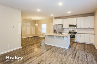 10720 Rivergate Dr NW in Huntersville, NC - Building Photo - Building Photo