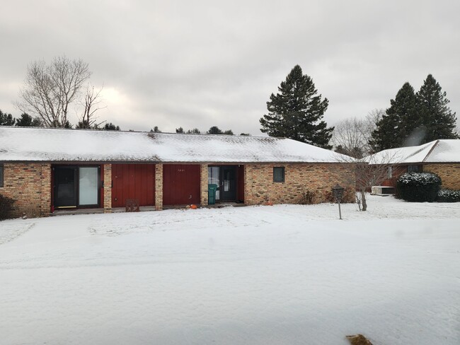 7829 Cedar Lake Rd in Oscoda, MI - Building Photo - Building Photo