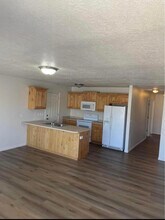 1260 N 650 W in Cedar City, UT - Foto de edificio - Building Photo